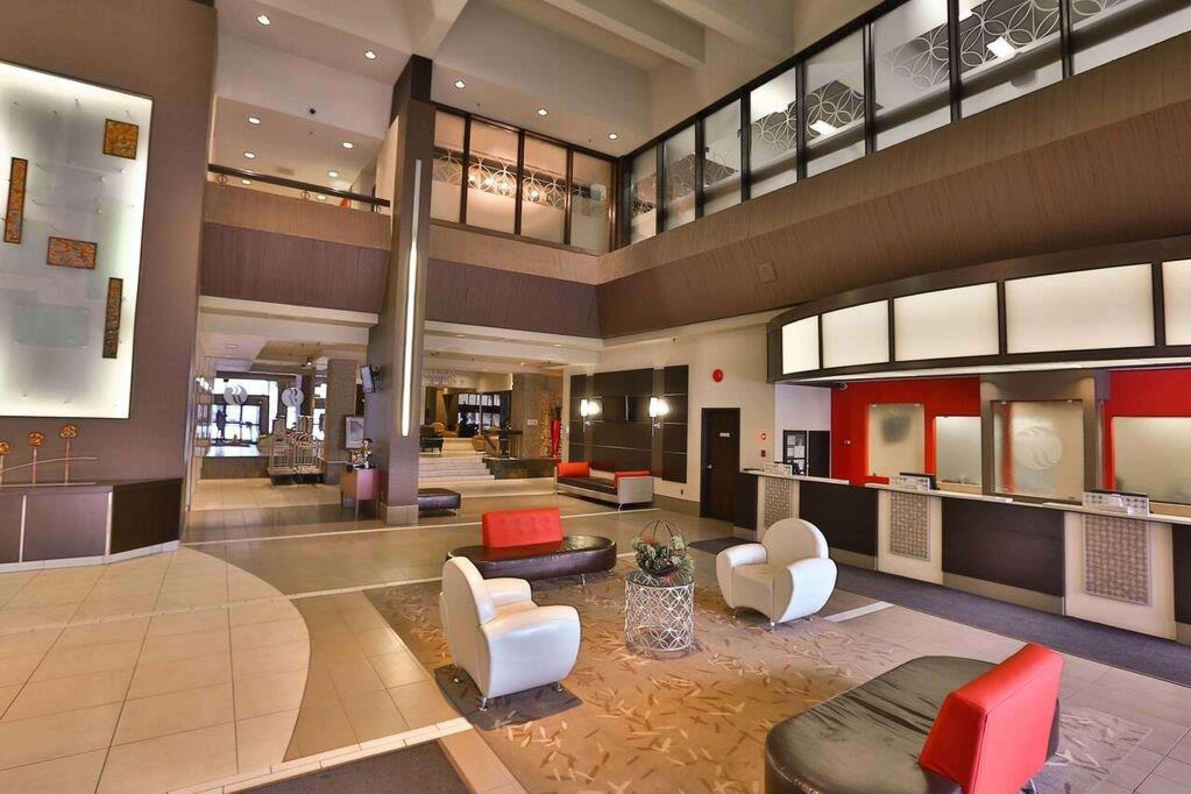 Ramada Plaza By Wyndham Regina Downtown Hotell Exteriör bild